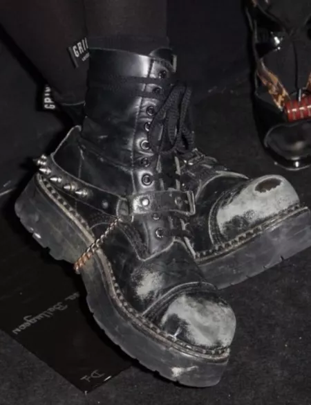 What kind of boots are these(I adore them)? Or what are these rounder toed boots called? (Where can I find them. ;D) by strugglingchildofNo