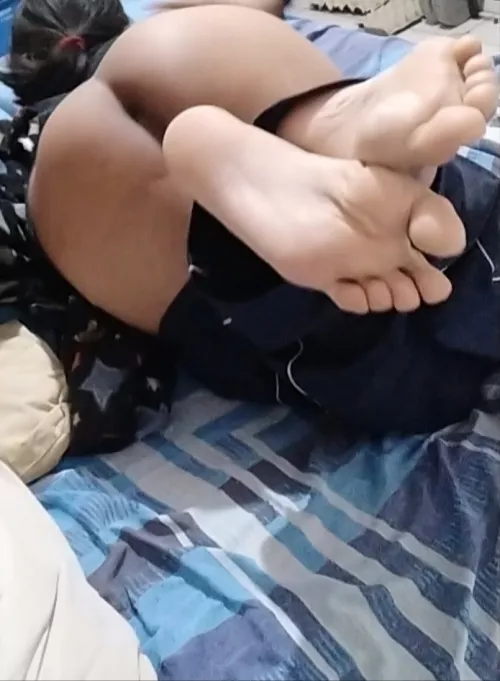 What now? 😳😳🥴🥴 by thatfuko