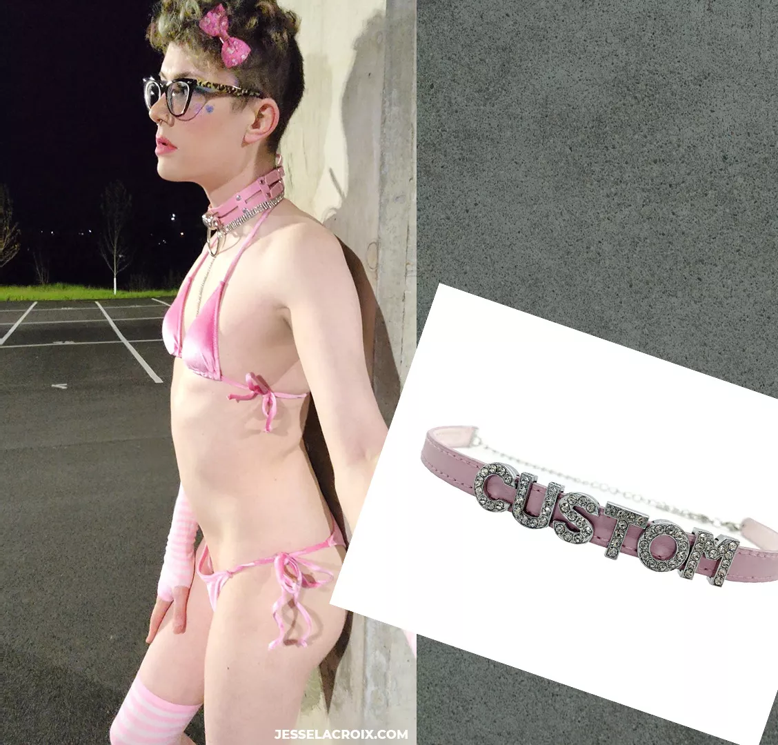 What should my custom collar say for the next time I'm out like this? posted by JesseLaCroixxx