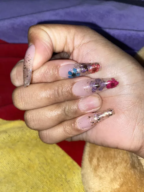 What the literal fuck, how can I give a proper hand job like this? by Brilliant-Tap-2659