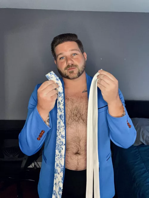 What tie do I pick? Maybe I just wear the jacket only? by abeduncan90