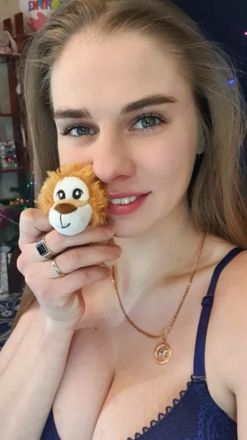 What to do when your pussy is wet and wants sex and you're not there? 🍓I want to feel your cock .🍆 Are you ready to fuck me?😋 Link below by Disastrous-Break-631