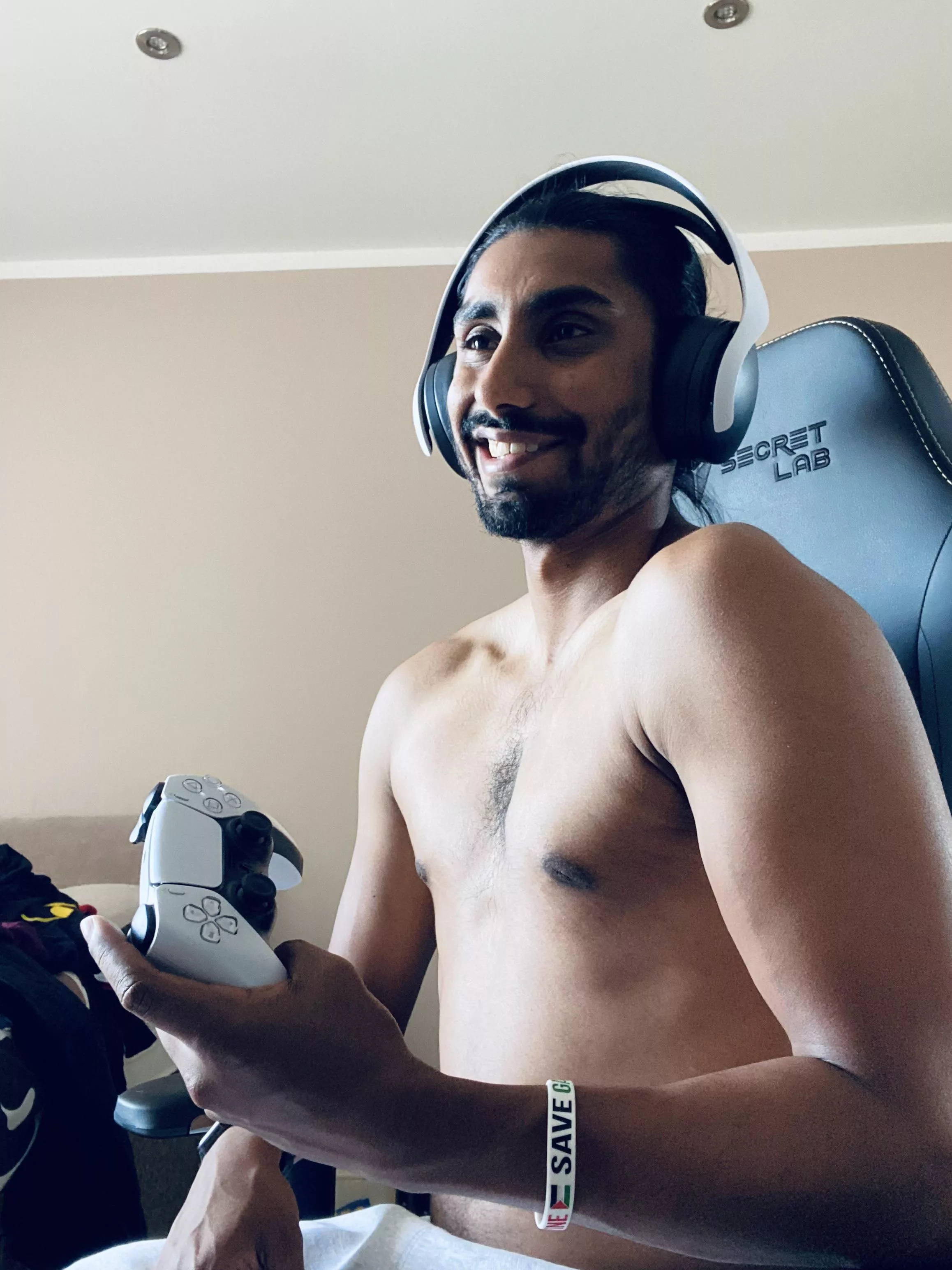 What we gaming? posted by Brownfudge27