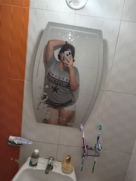 What would u do to these curves? by moritagatita