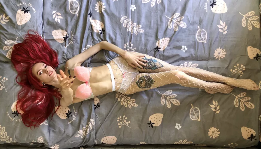 What would we do on this bed? ;) by funkyredffox