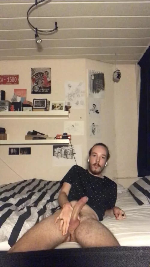 What would you do, if you found me like this? by stepbrohammed