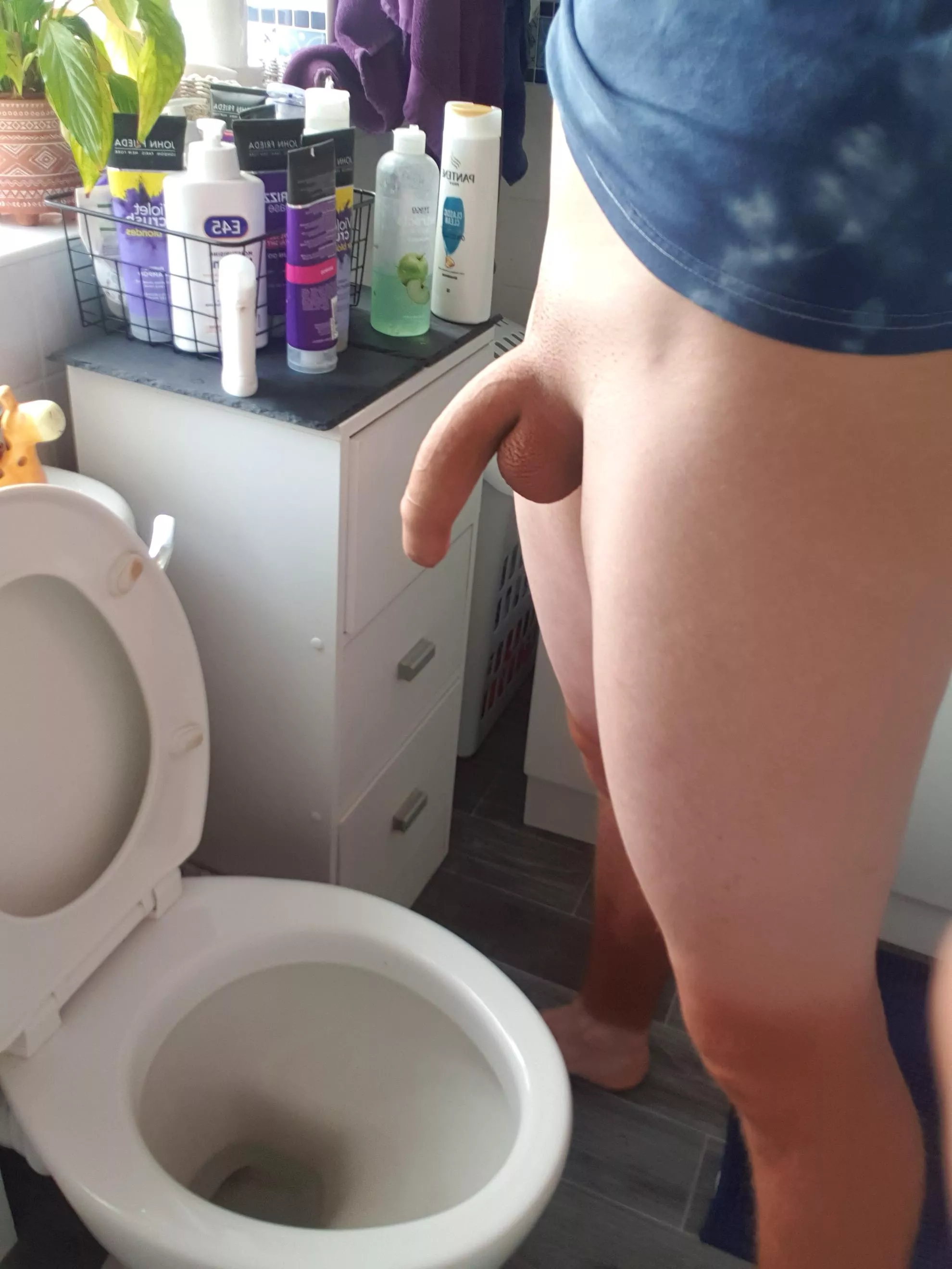 What would you do if you saw me next to you in the locker room 😛 posted by itachi99bwc