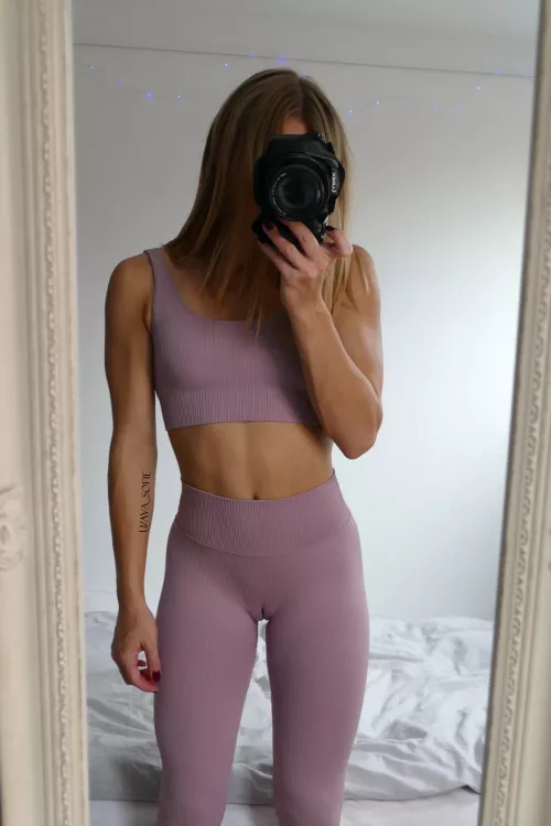 What would you do if you see me at the gym? by Ava_Sofie