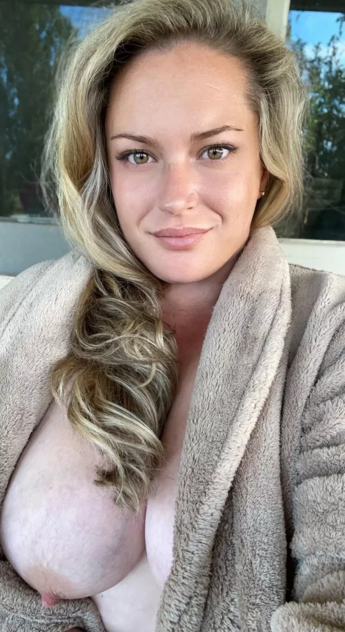 What would you do if you walked past and seen me sitting on my verandah like this? 😋 by CountryCurves89