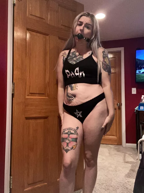 What would you do to me? [f] by 2poppunkforyou