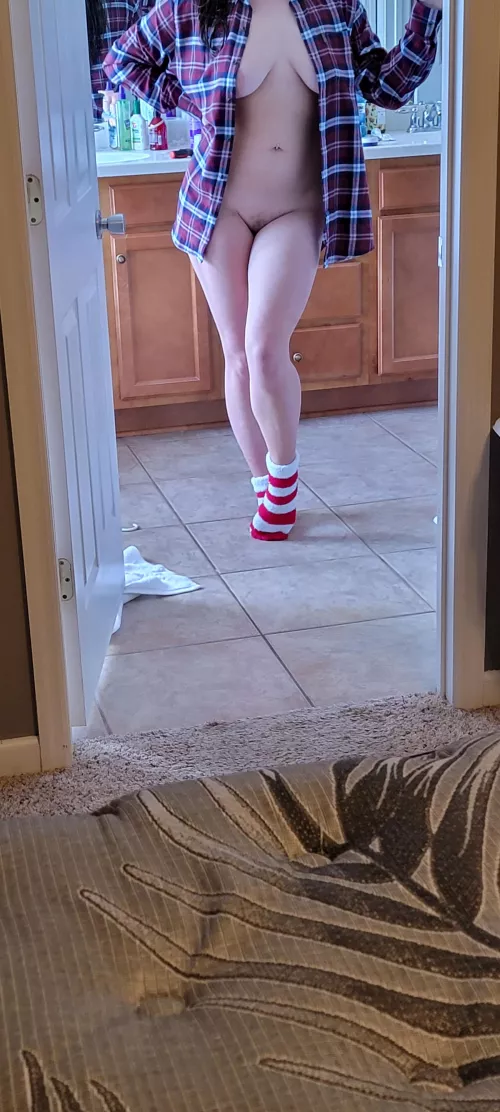 What would you do to my sexy wife? F24 m24 by Leading_Let6929