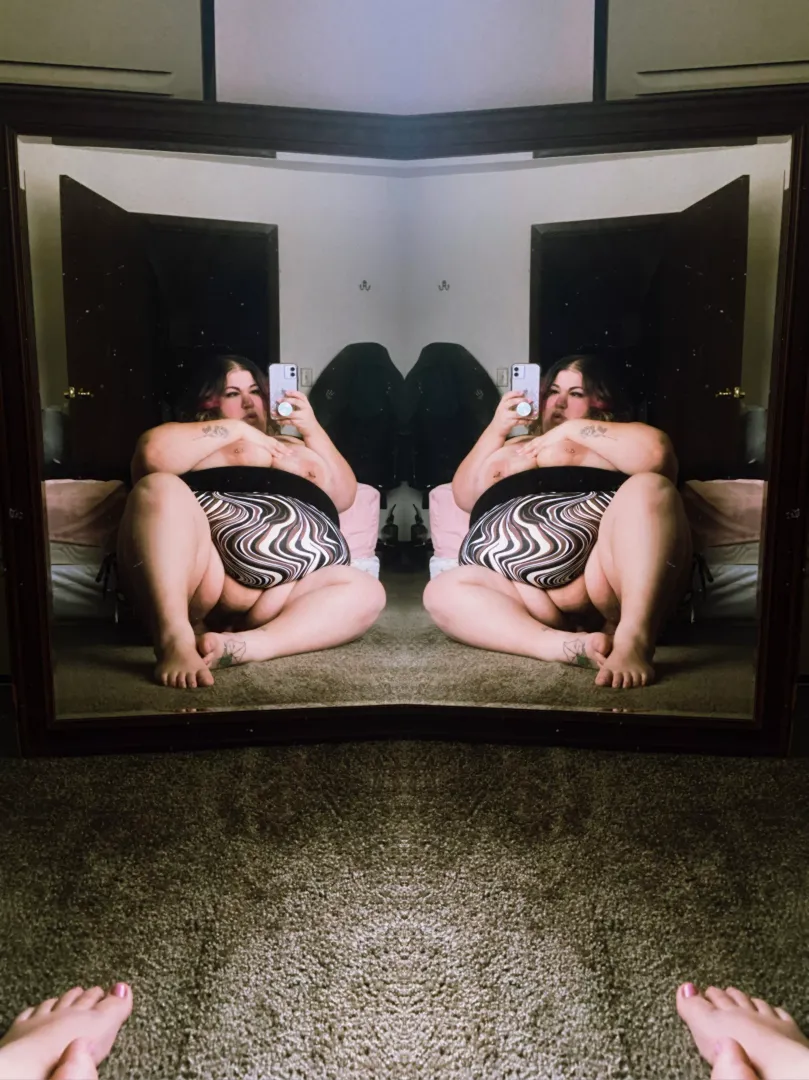 What would you do w two of me? 👀 posted by beanheadassgirl