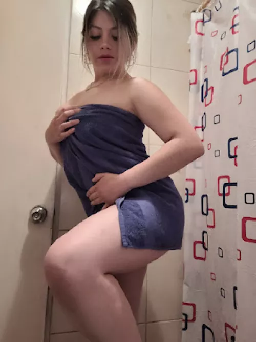 what would you do with me? by redcherryValerie