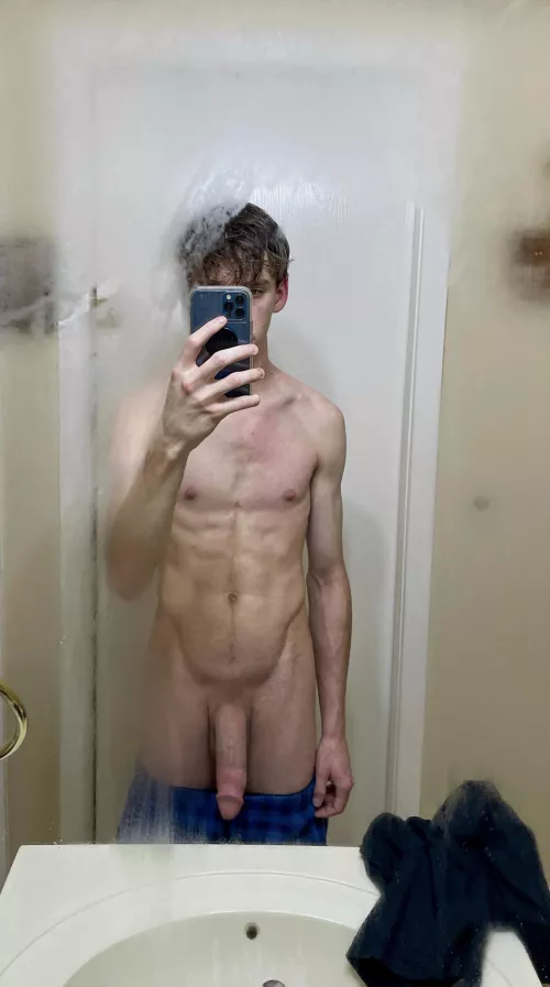 what would you rate me? (m) 18 by youngnhungx