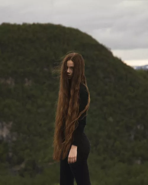 What you guys think of my gf? We live in northern Norway. by ApacheAH-64D