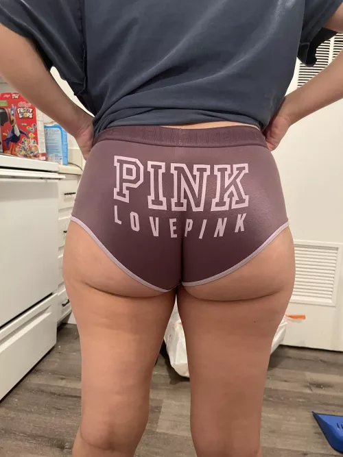 What you guys think of my wife says she don’t look good no more 😣 by superunderrated