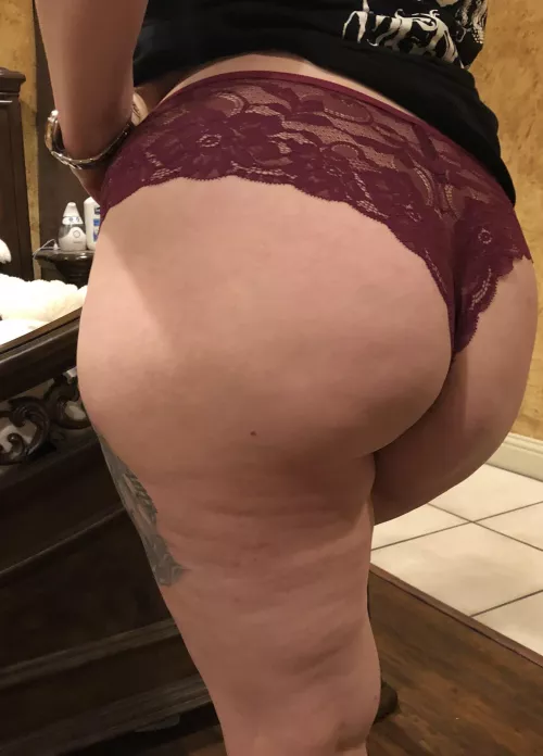 What you looking at? by angelosecura