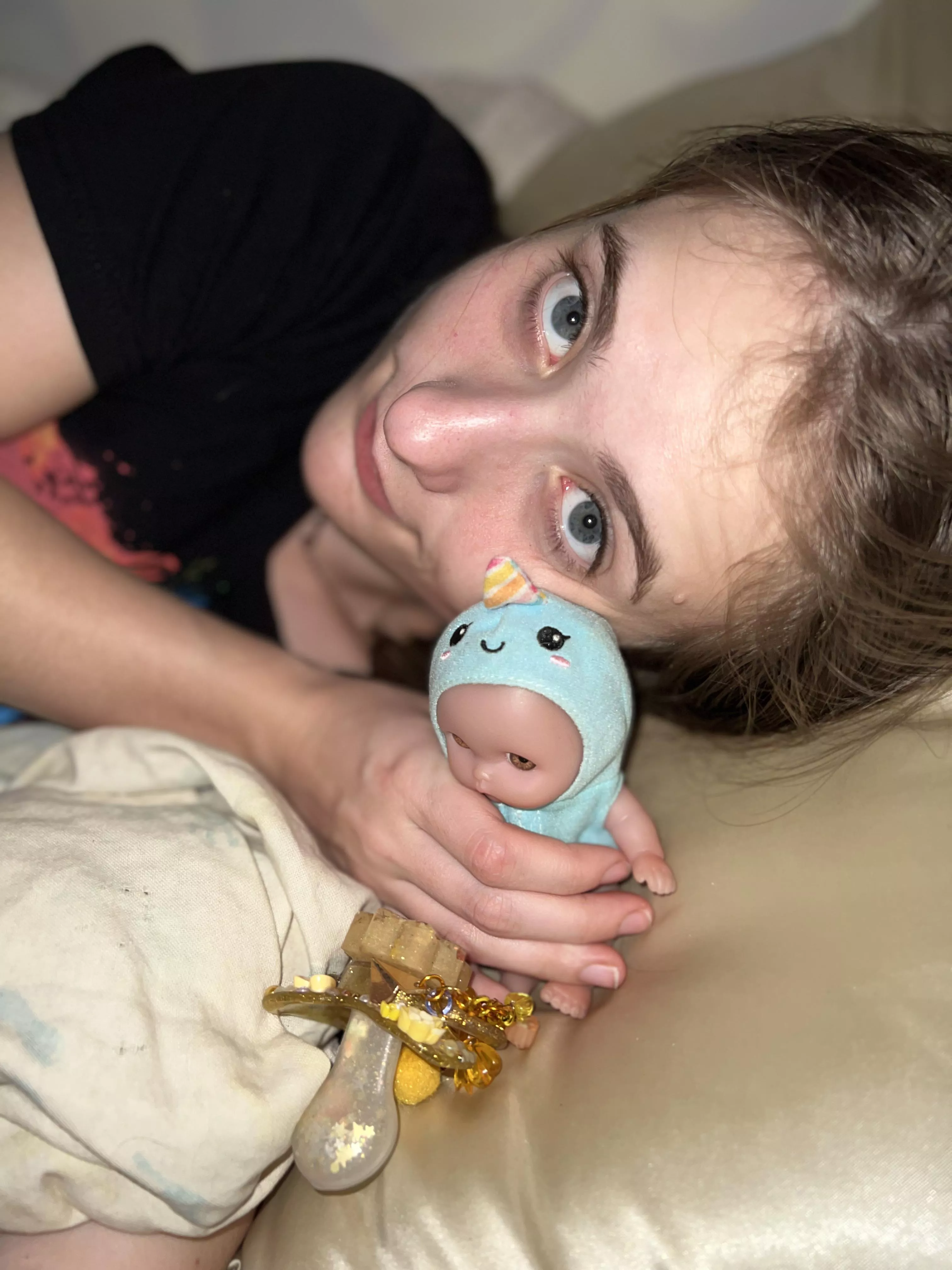 What’re some good gift ideas for a CG for Valentine’s Day? Going shopping later and I need advice! posted by FlexyRiah