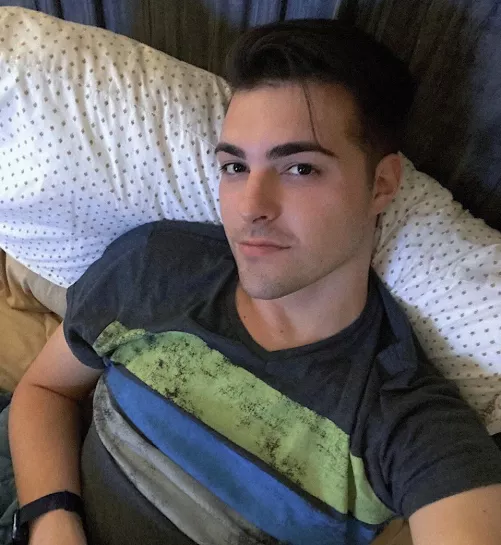 What's a boy to do on his day off? by KinkyAries94