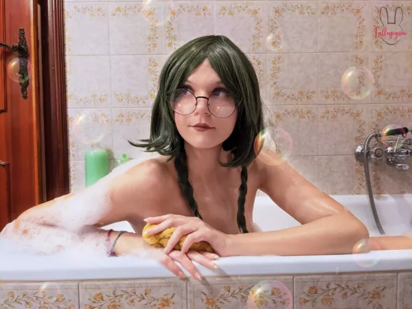 What's better than a relaxing bath after a stressed day? 💚 by Lallupyon