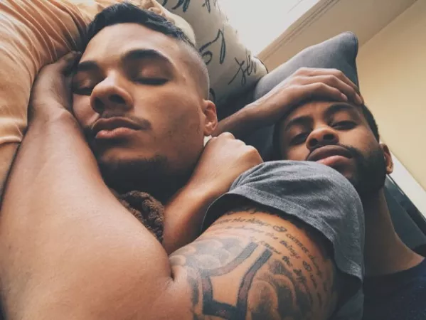 What's cozier than boyfriend sleeping in your bed? by InitialDew