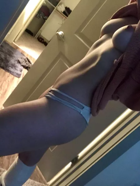 What’s hiding under my sweater by Littlekaitt