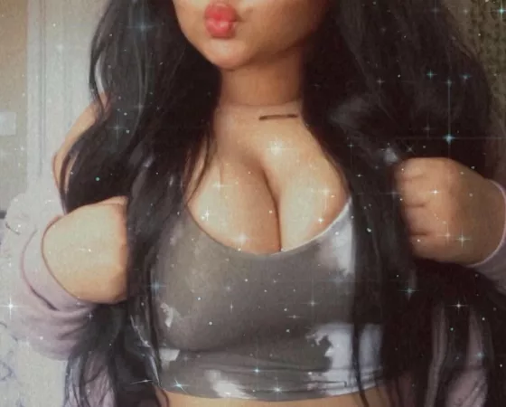 what’s juicier, my tits or my lips? 😜💋 by unforgettable-xo