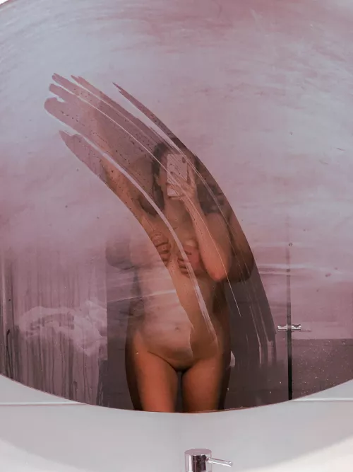 What’s left of a hot shower 🤫 by byskyye