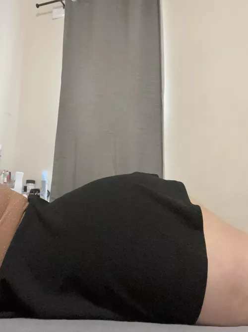 what’s under that skirt 😎 by its_emixo