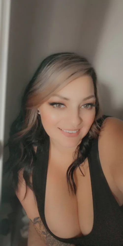 What's underneath 😉 (f) by PNWKuriousCPL