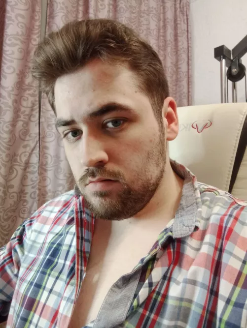 Whats up guys? by Ladias2077