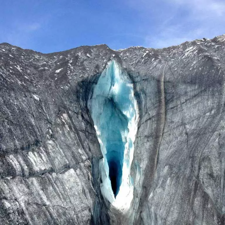 What's With These Caves Lately (x-post from r/pics) posted by Daltizer01