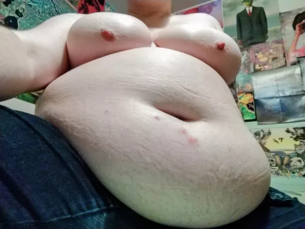 What's your favorite horror movie? by bigtittywizard