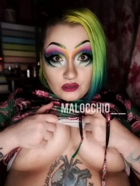 What's your favourite part about this picture? 😏 by Malocchio__