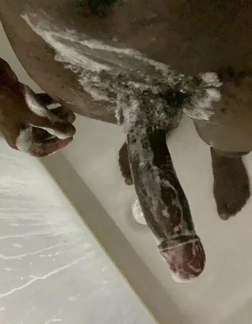 What’s your favourite shower gel scent? by chocolaterod