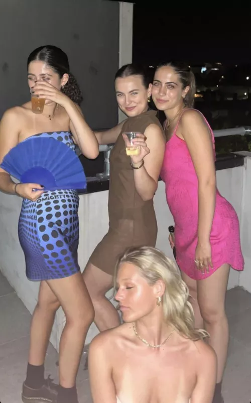 What’s your order? 1-3 standing, 4 kneeling by cm6284