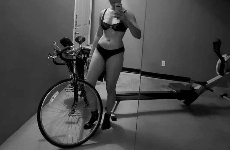 Whats your workout gear like? by amewsed-in-ma