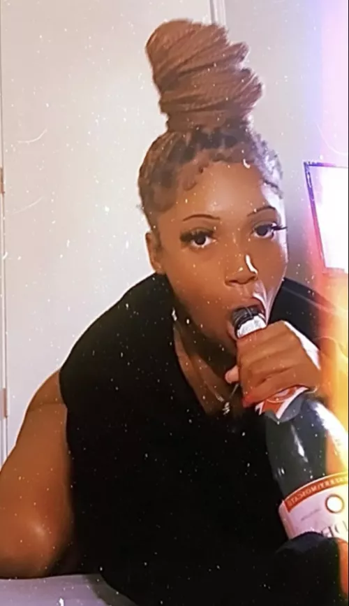 when a single n***** mom is bored 🤷🏽‍♀️ who wouldn’t mind degrading a cheap champagne bottle sucking n***** slut mom like myself ? 😩🥰 KIK// FineAssSub by FineGhettoSub