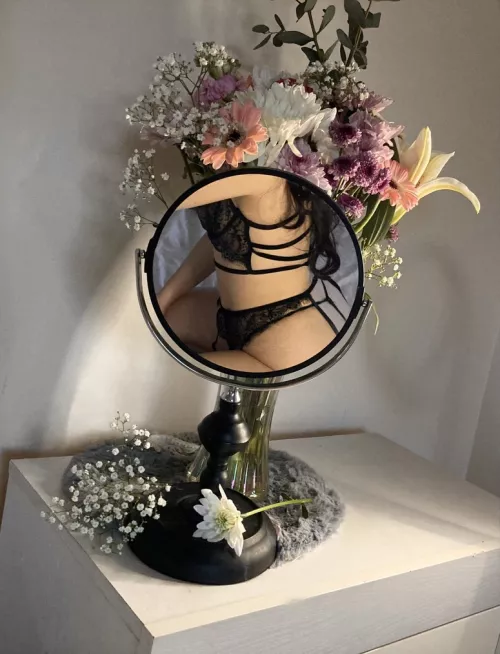 When he sends you flowers, send him pictures like this in return by blueeyedbaddy