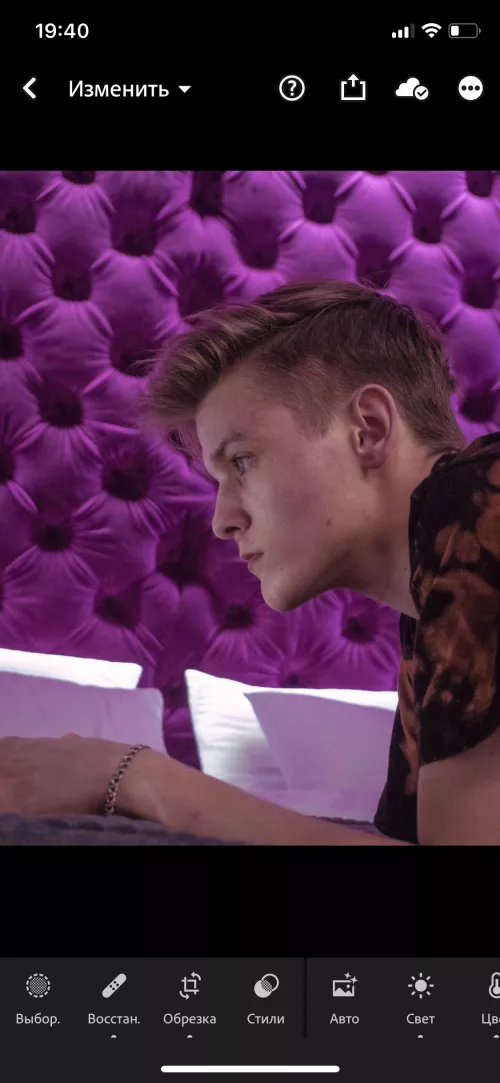 when he works - he is so focused😇 by HotDogsWaitingAport