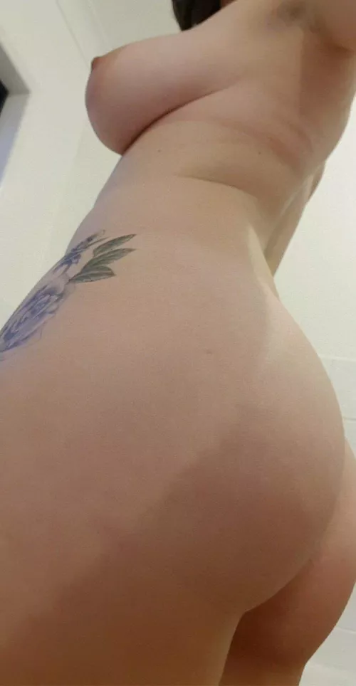 When my nipples were as pale as the rest of me by impatient_carnation