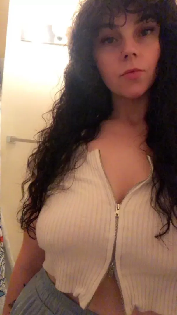 When she knows she hasn’t been appreciated the way she deserves… any takers 😈🐈‍⬛ posted by NadyaBorovskii