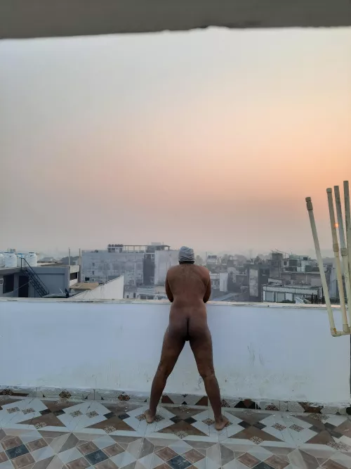 When sun rises by Animalslivenude