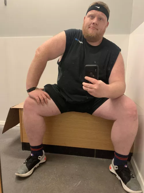 When that fitting room light is it. by ewwdavidrose