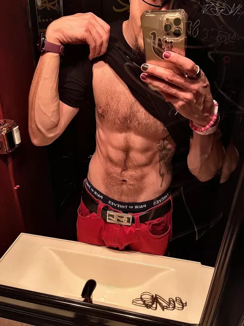 When the bar bathroom has some 🔥🔥 lighting by 4in_is_enough