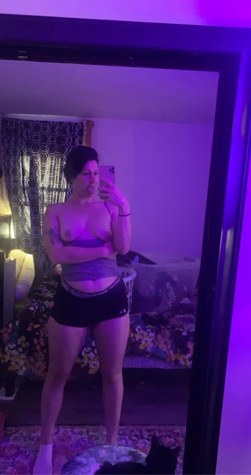 When you never wear a bra it’s easy to flash people by efibean44