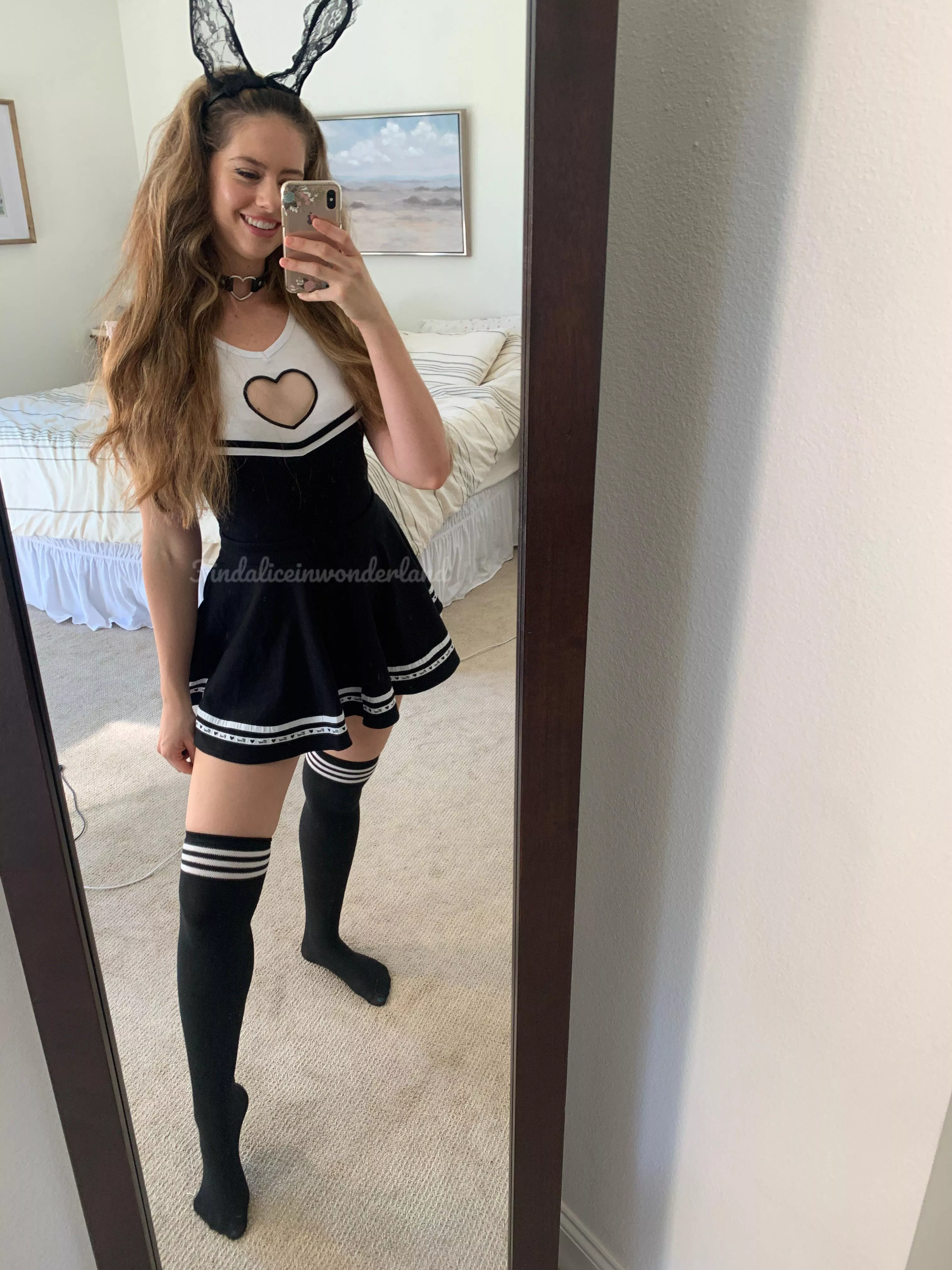 When your outfit matches posted by festivalfashionista