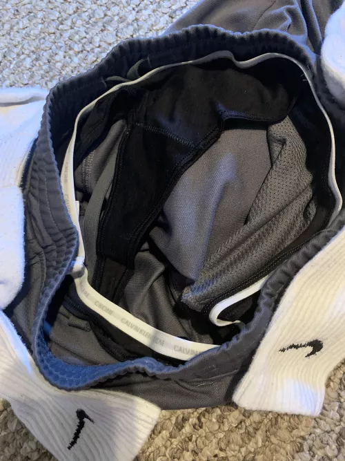 When your step sister leaves her outfit out (pms open) by Basic_Ad_4455