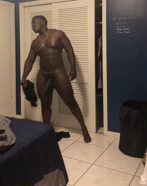 Where are the South Florida hotwives ? 😜😈🍆💦 by Hungdaddyd0m