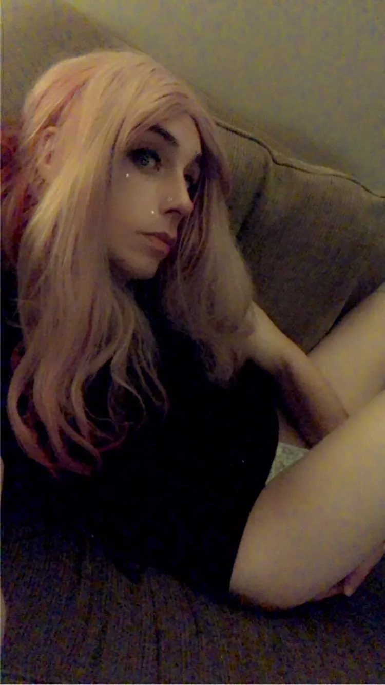 Where can I find a man to spoil me and I’ll take care of his cock whenever he needs it posted by CDchloe23